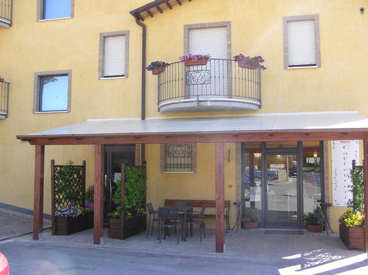 Albergo Le 2 Rose San Severino Marche Eksteriør bilde
