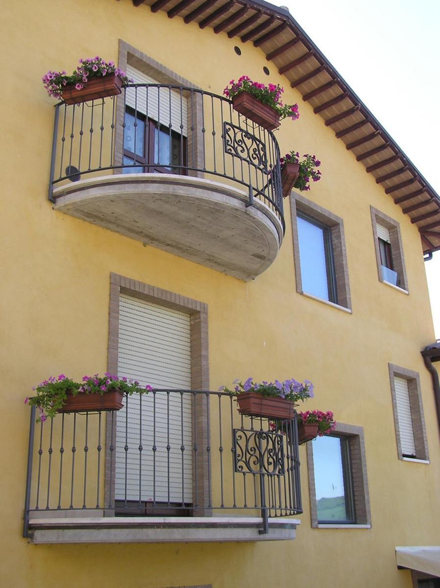 Albergo Le 2 Rose San Severino Marche Eksteriør bilde