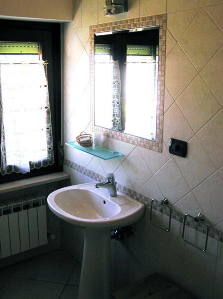 Albergo Le 2 Rose San Severino Marche Rom bilde